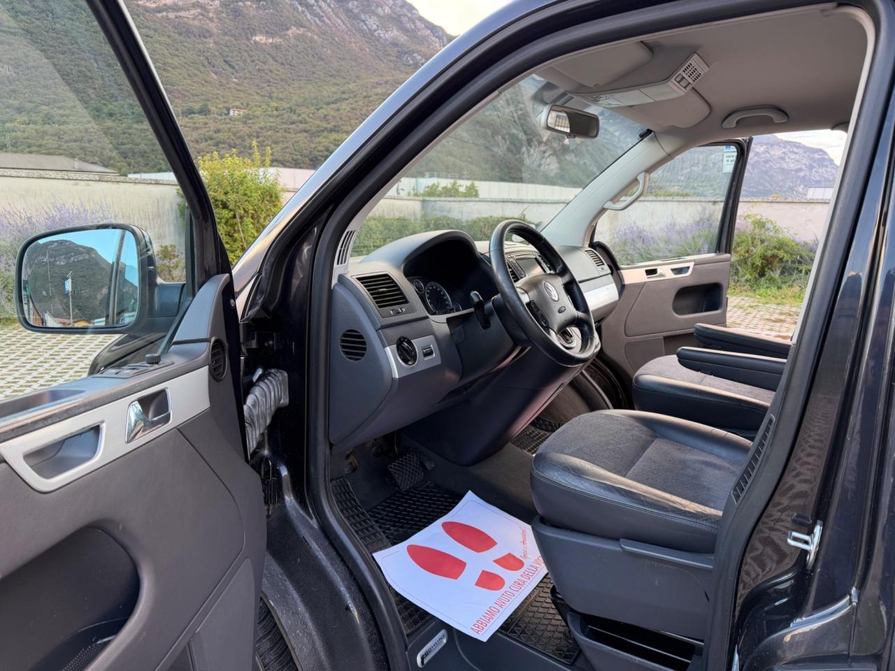 T5 Multivan 2.5 TDI/174CV Highline Automatico 7posti
