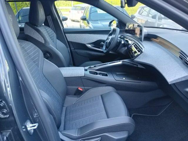 PEUGEOT 5008 GT Hybrid 145 e-DCS6 7 Posti + Pack