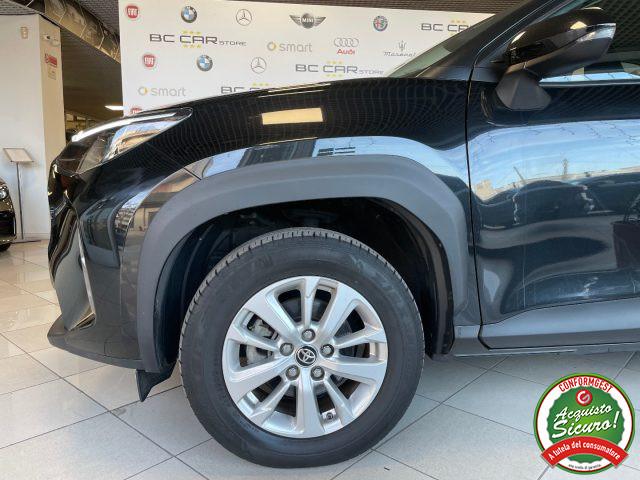 TOYOTA Yaris Cross 1.5 Hybrid E-CVT Business