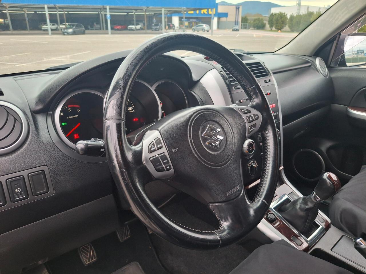 Suzuki Grand Vitara 1.9 DDiS-5 Porte-Executive-Pelle-