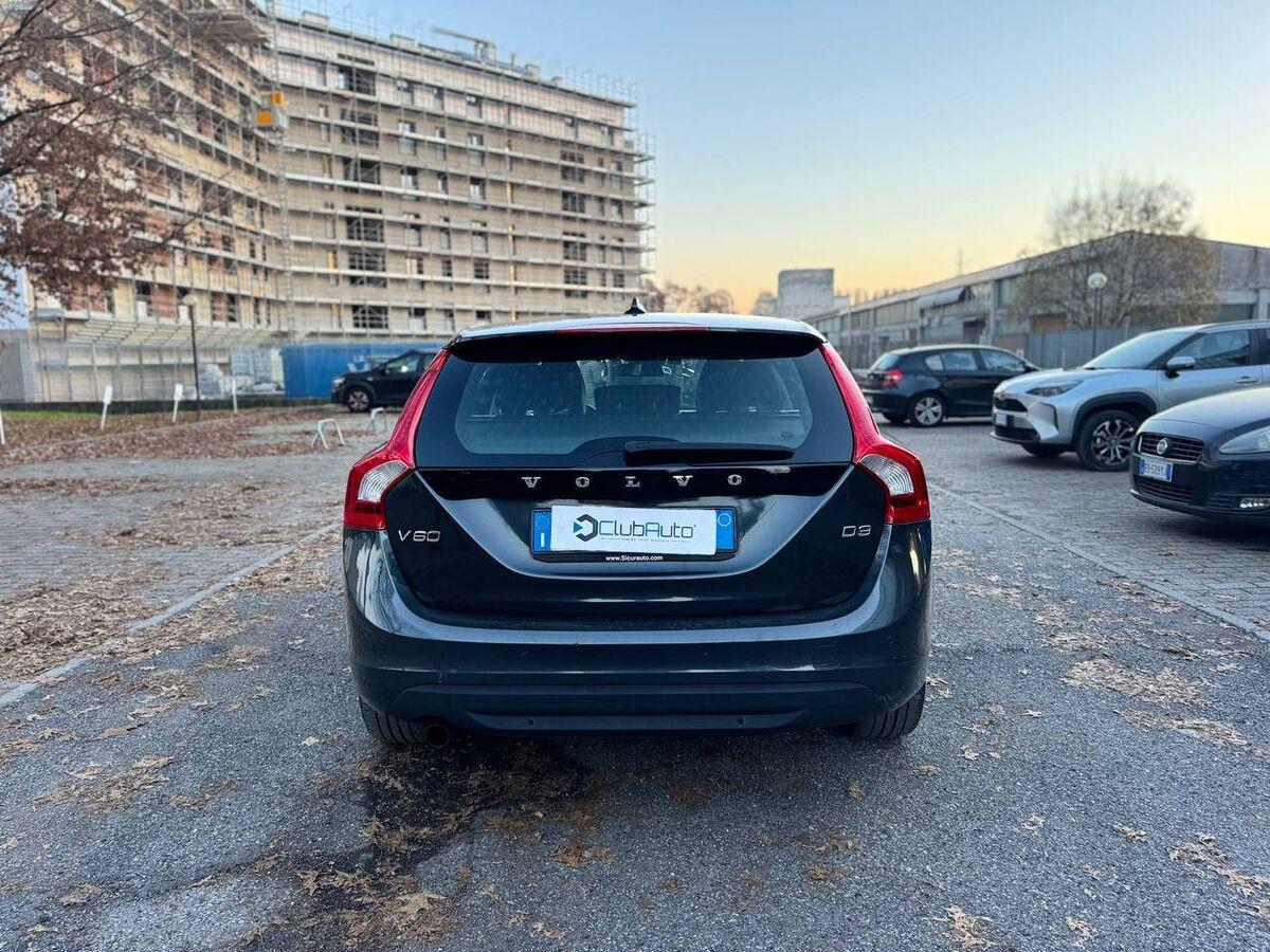 Volvo V60 V60 2.0 D4 ved (d3) Momentum geartronic