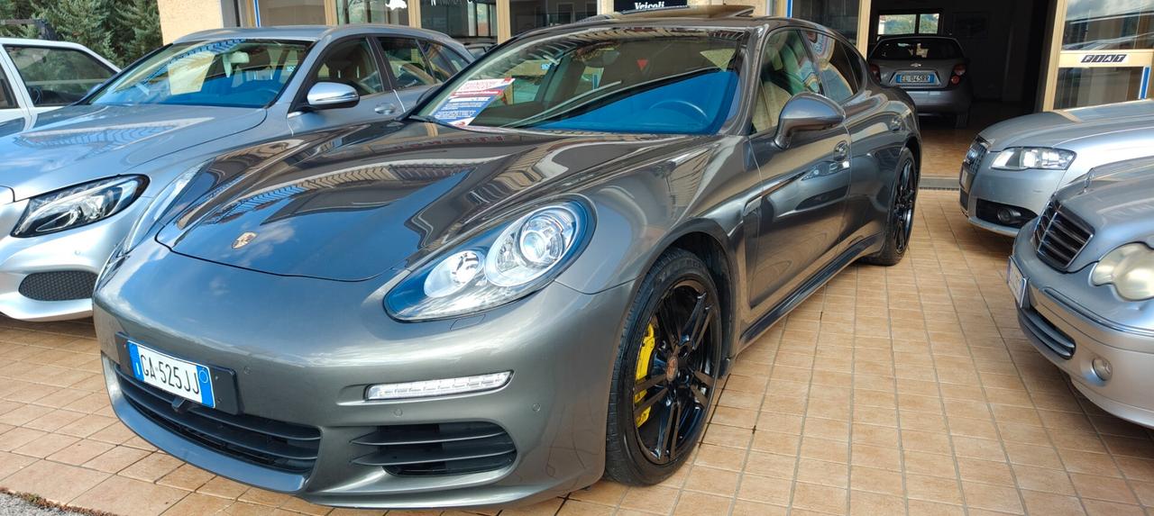 Porsche Panamera S 3.0d