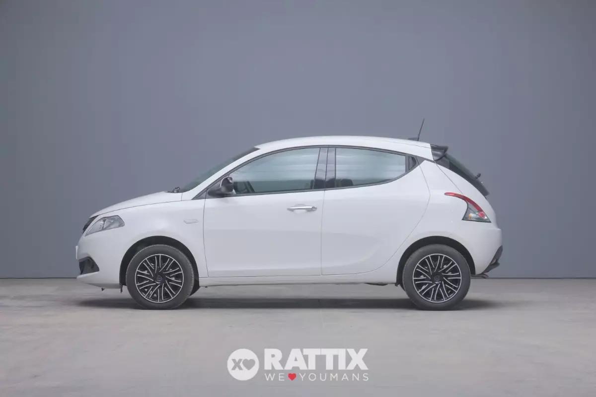 Lancia Ypsilon 1.0 Firefly Hybrid 70CV Oro