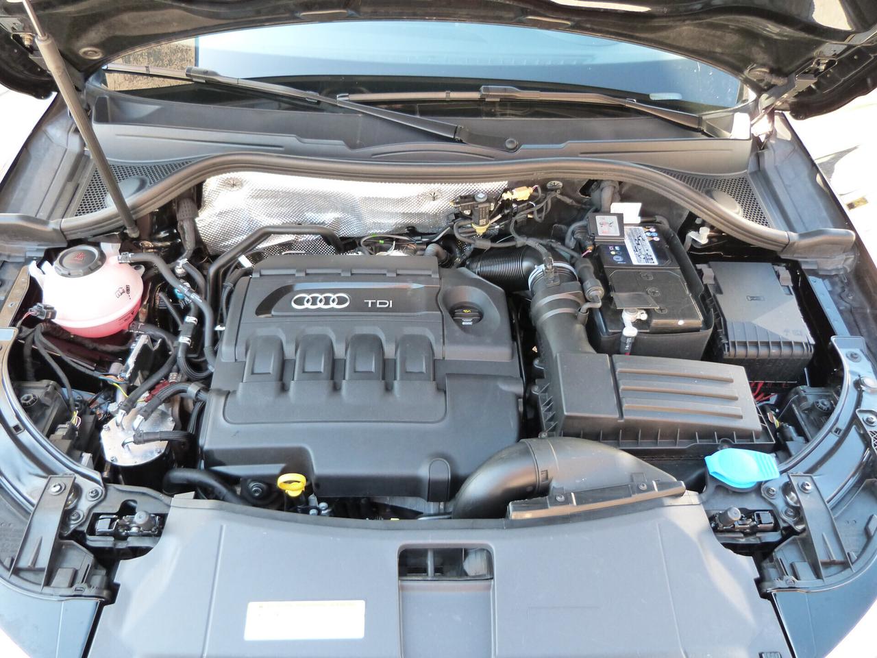 Audi Q3 2.0 TDI 150 CV S tronic line Edition