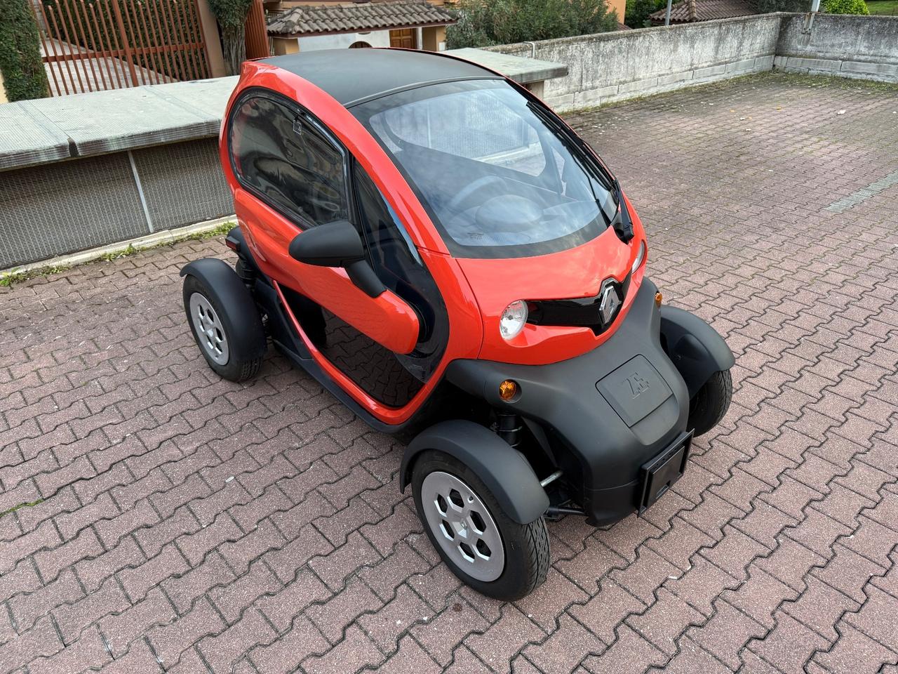 Renault Twizy 45 PARI AL NUOVO - SOLO 129 KM!!!