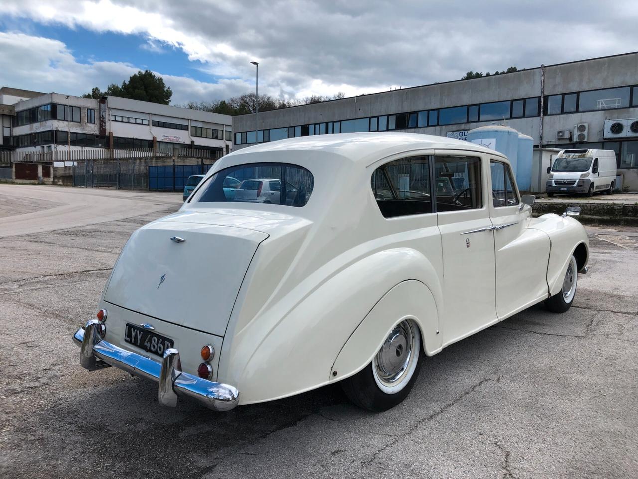 Austin PRINCESS VANDEN PLAS