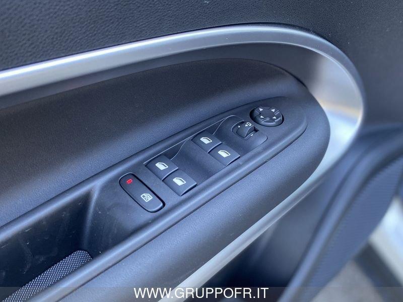 Jeep Avenger 1.2 Turbo 110 CV MHEV Summit