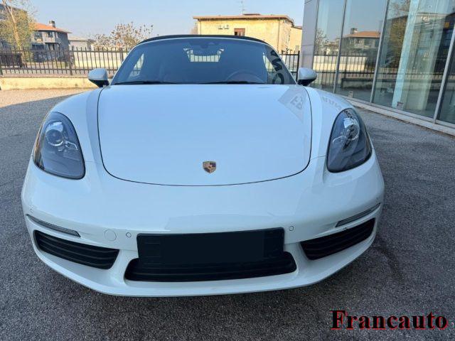 PORSCHE 718 Spyder 2.0 pdk