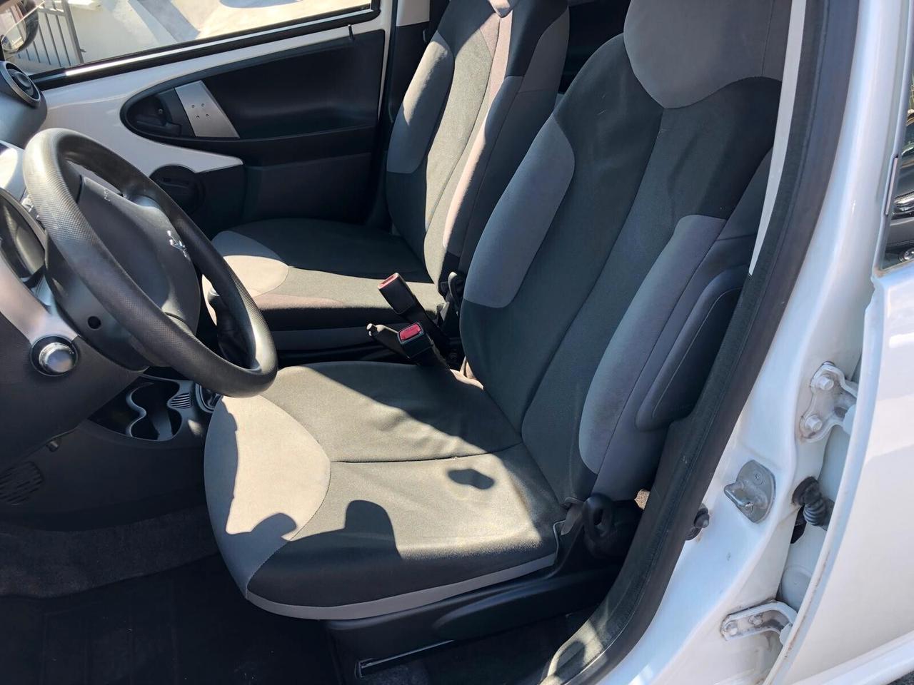 Peugeot 107 1.0 68CV 5p. SUPERGA UNICO PROPRIETARIO GARANZIA EUROPEA CONFORMGEST X 12 MESI RINNOVABILE FINO A 36 MESI!!!