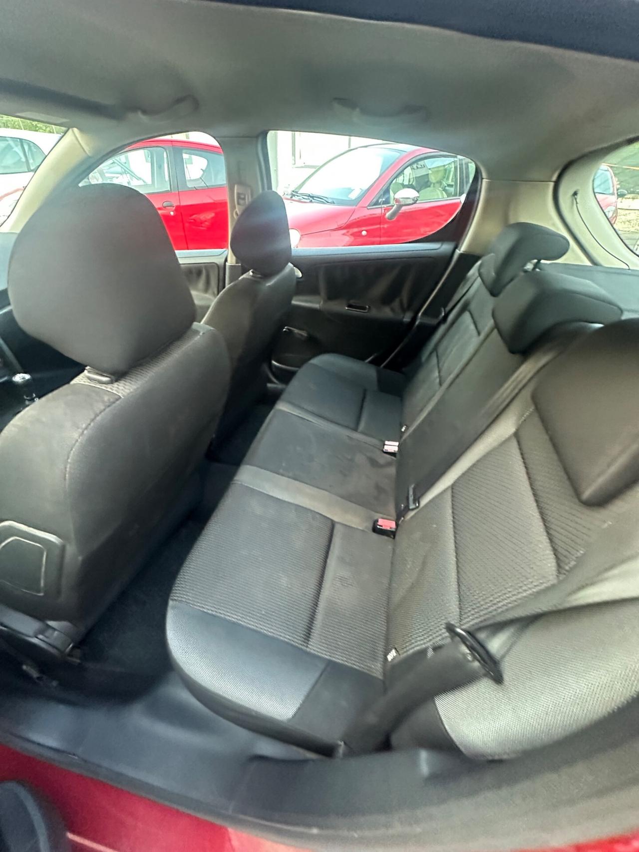 Peugeot 207 1.4 HDi 70CV FAP 5p. XS