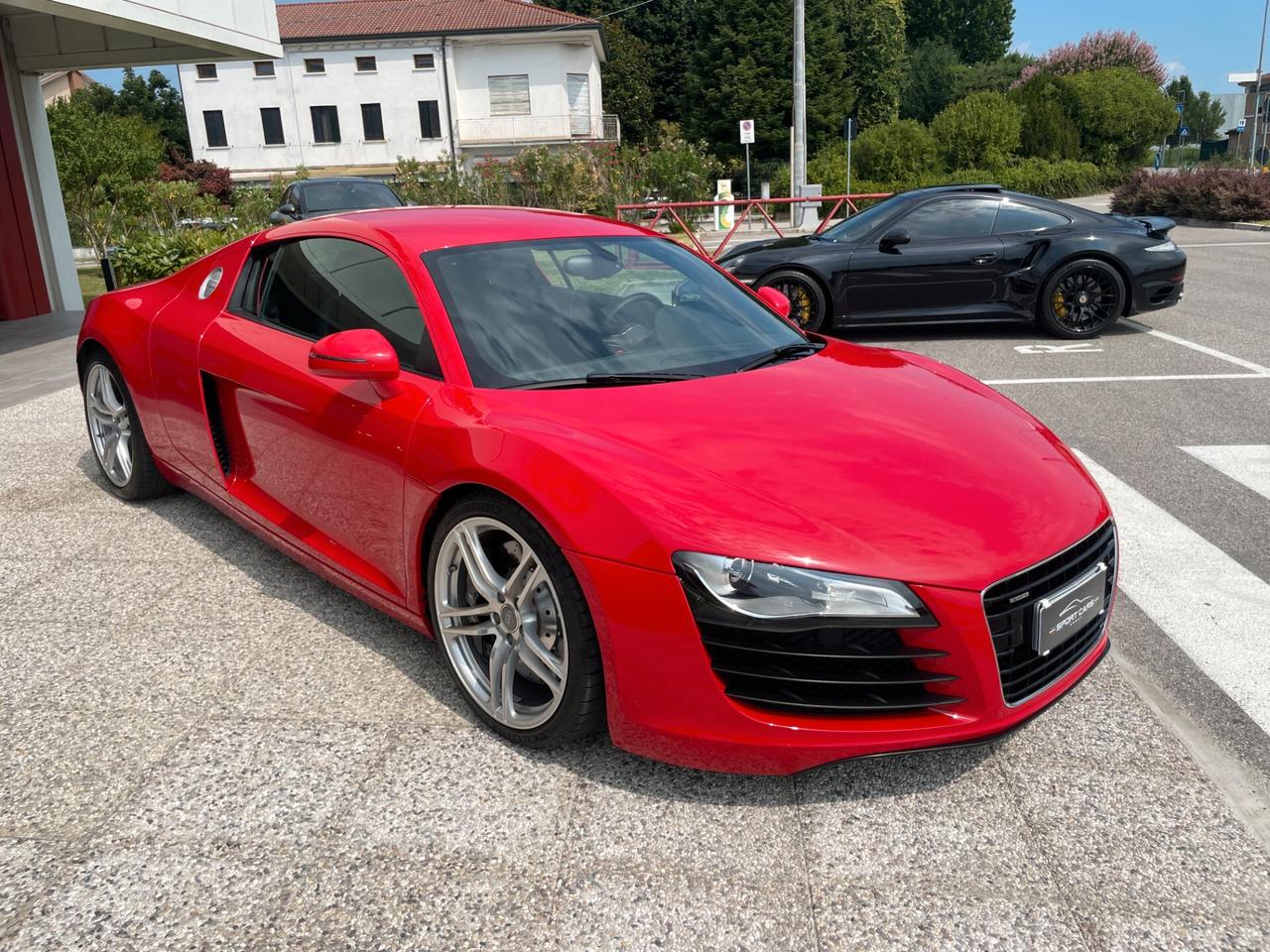Audi R8 4.2 V8 Cambio MANUALE