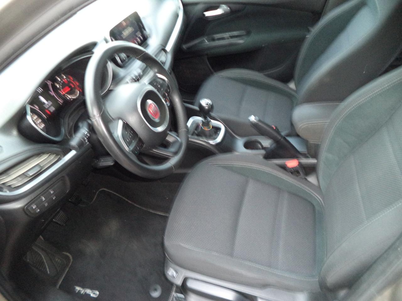 Fiat Tipo 1.6 Mjt S&S SW Lounge