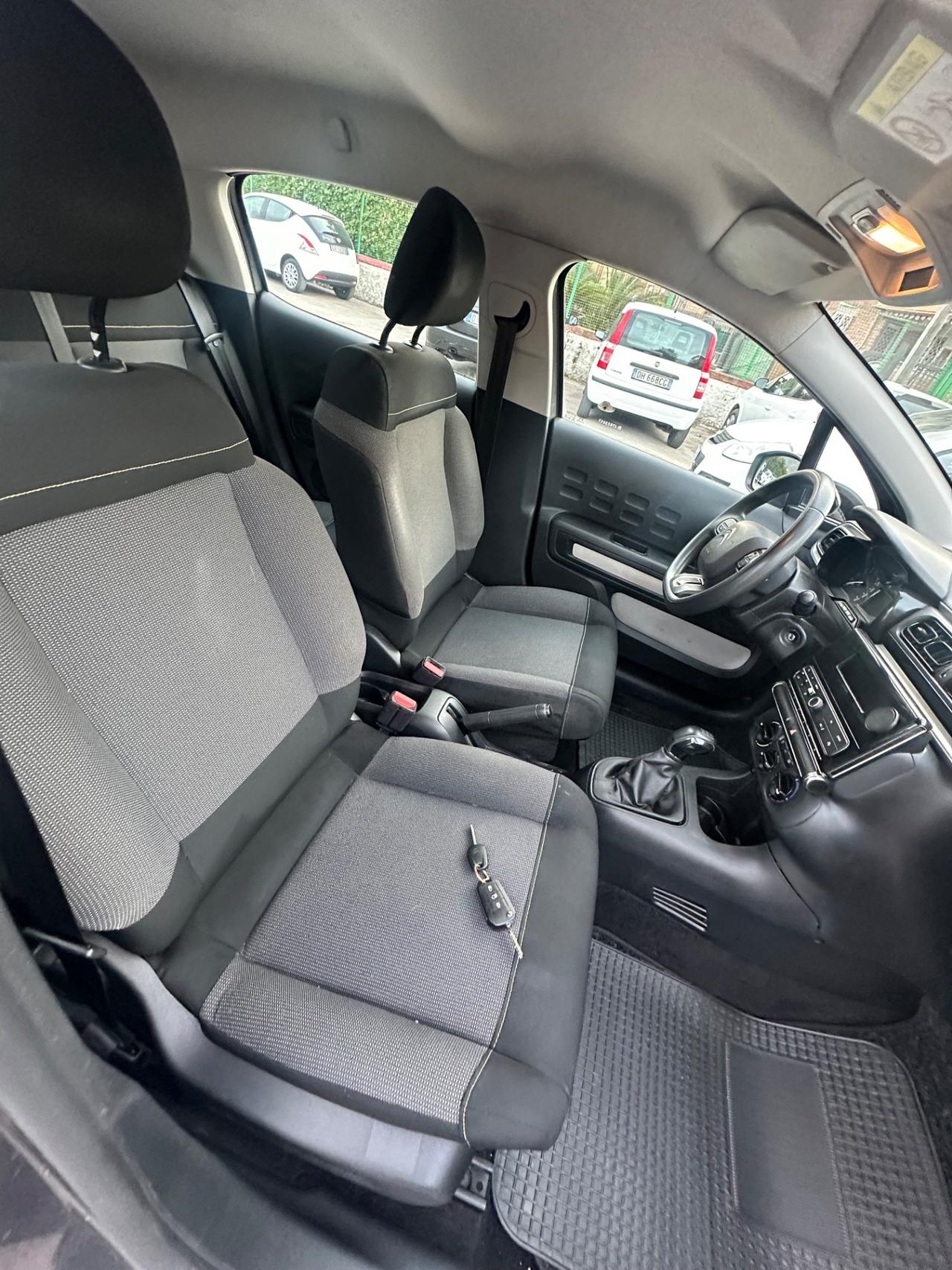 Citroen C3 PureTech 82 GPL Shine