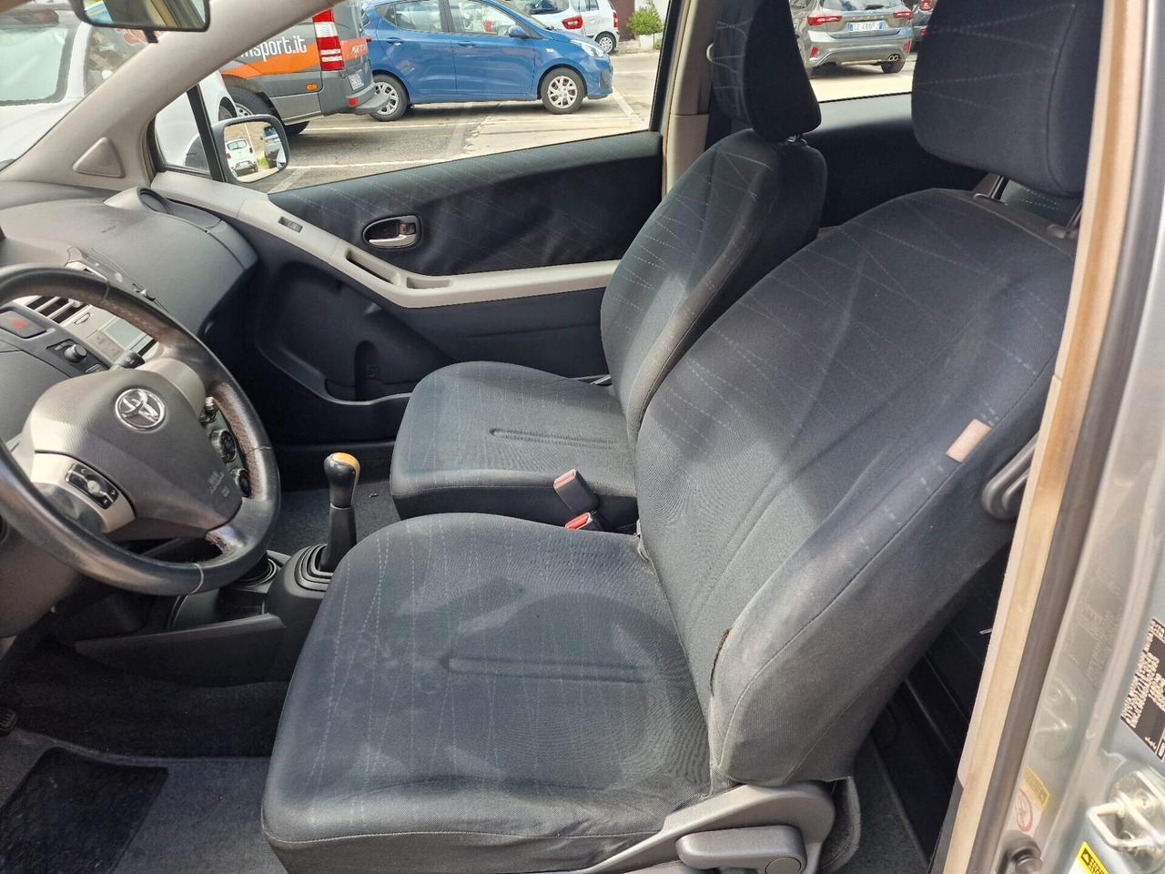 Toyota Yaris 1.3 3 porte Sol