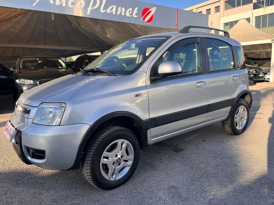 Fiat Panda 1.3 MJT 16V DPF 4x4 Climbing