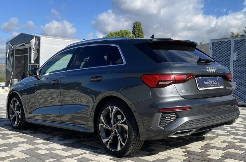 Audi A3 SPB S Line interno ed esterno 2.0 TDI 150CV S-Tronic 35
