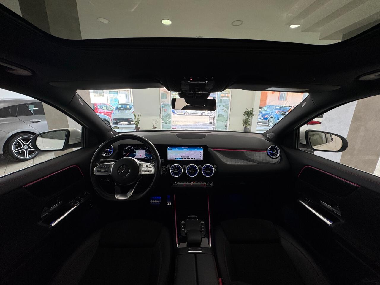 Mercedes GLA180d Automatic Premium AMG Tetto apribile