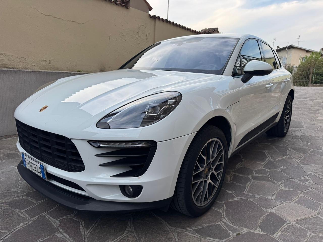 Porsche Macan 2.0