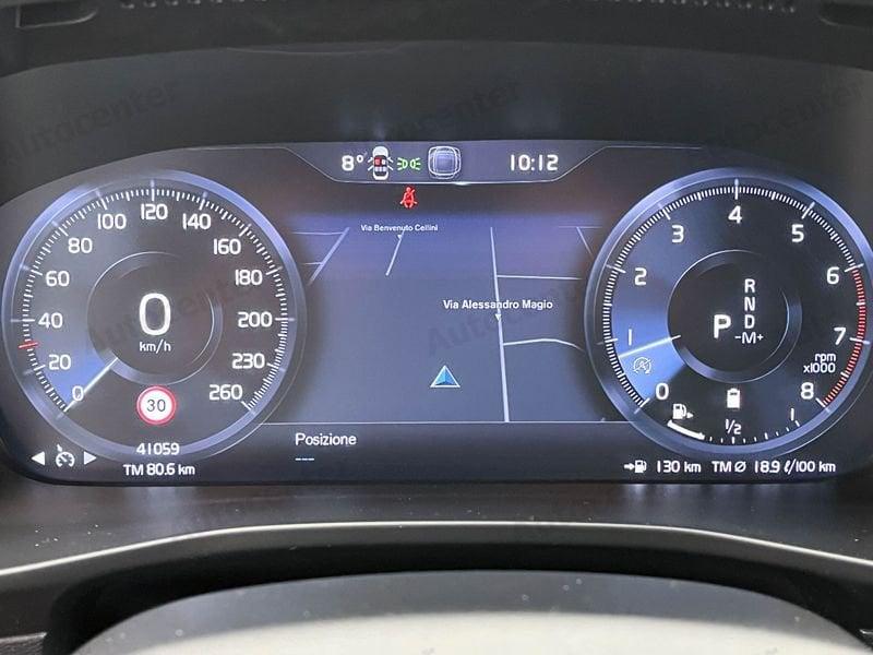 Volvo XC40 XC40 B4 197CV AWD AUT R DESIGN