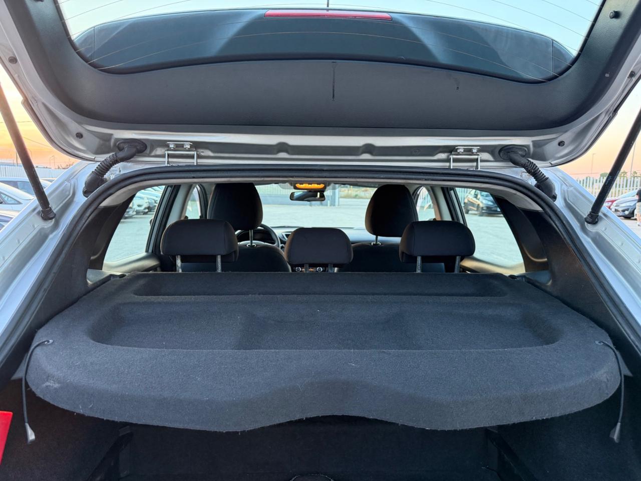 NISSAN QASHQAI 1.5 DCI 110 FUL LED NAVI RETRO MY15