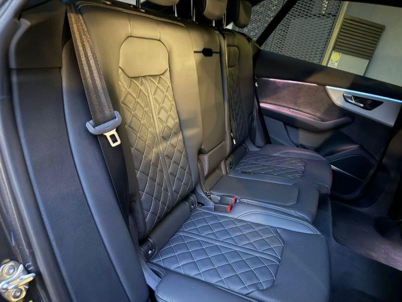 Audi Q8 SUV 50 TDI 286 CV quattro tiptronic S line edition