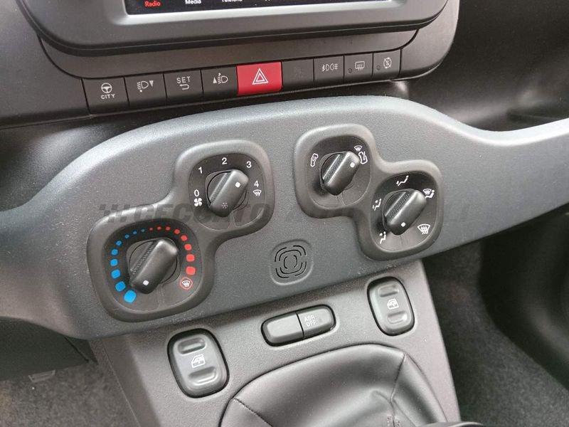 FIAT Panda Cross Panda 1.0 firefly hybrid Cross s&s 70cv 5p.ti