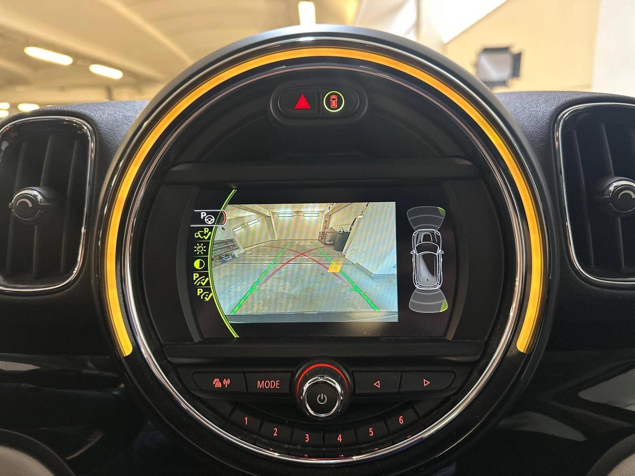 MINI Countryman Cooper D Hype