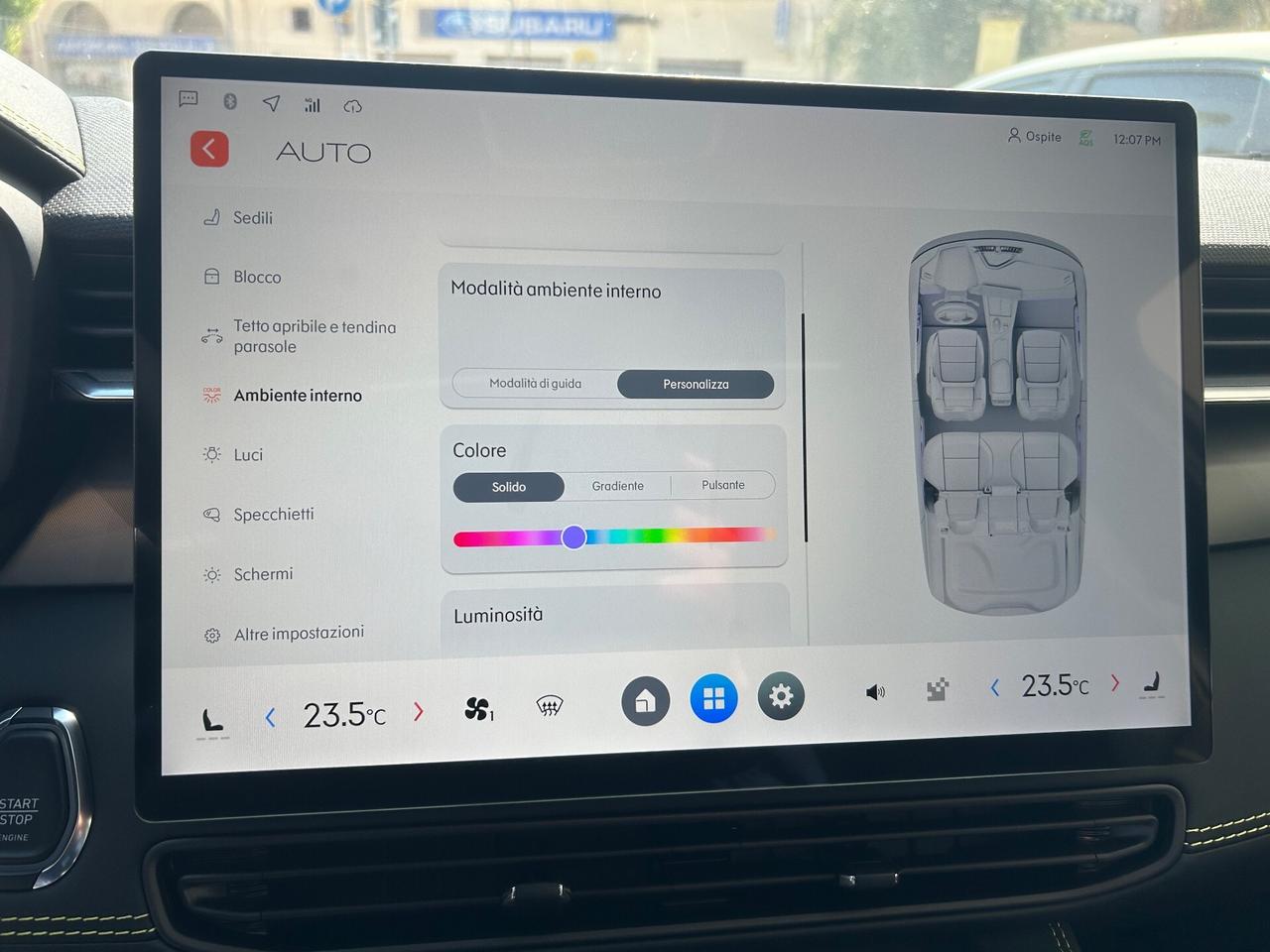 Lynk&co 01 PHEV More