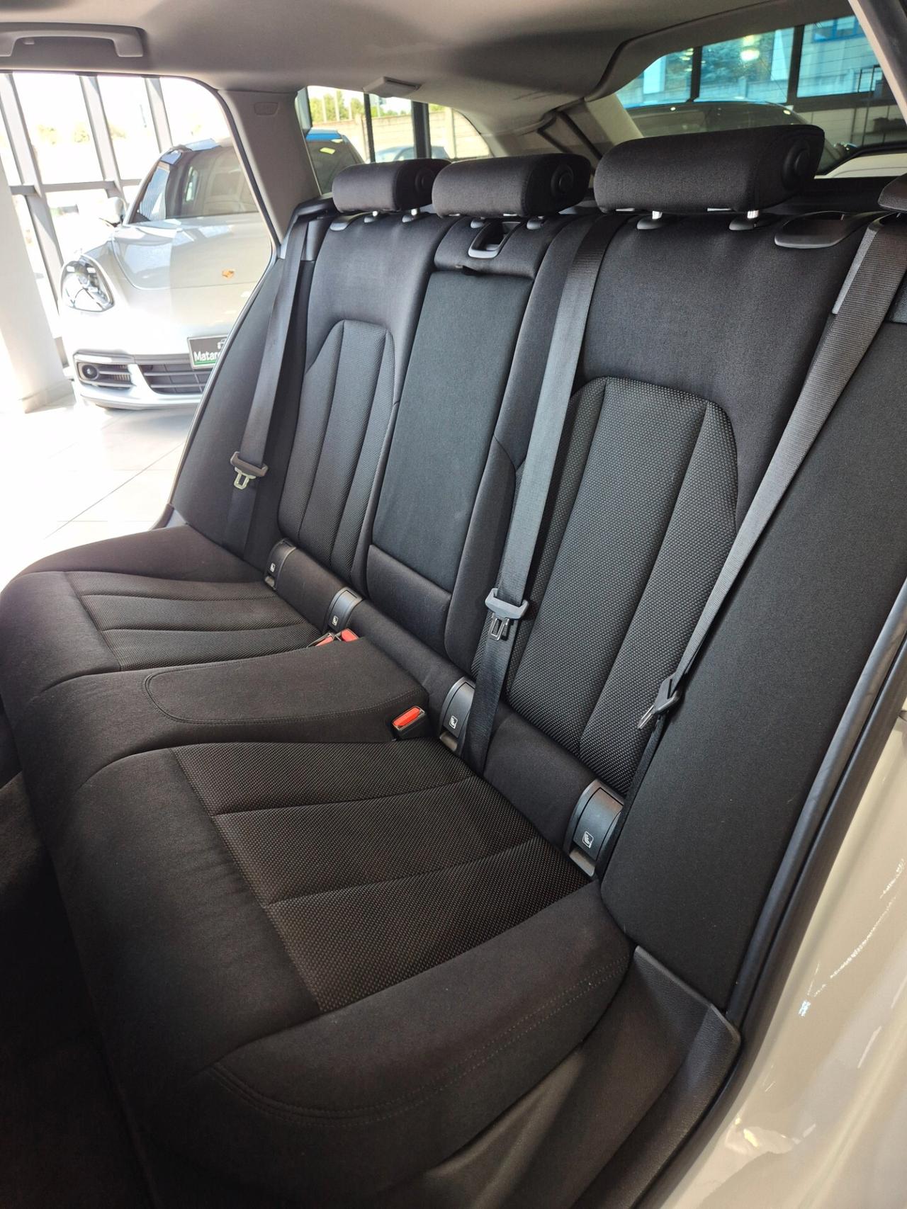 BMW 318 2.0d 150cv AUTOMATICA+TETTO+FULL LED
