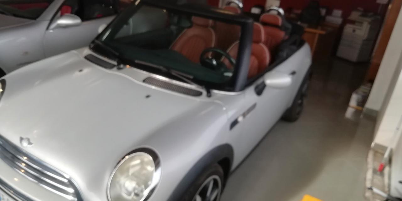 Mini 1.6 16V One Sidewalk Cabrio