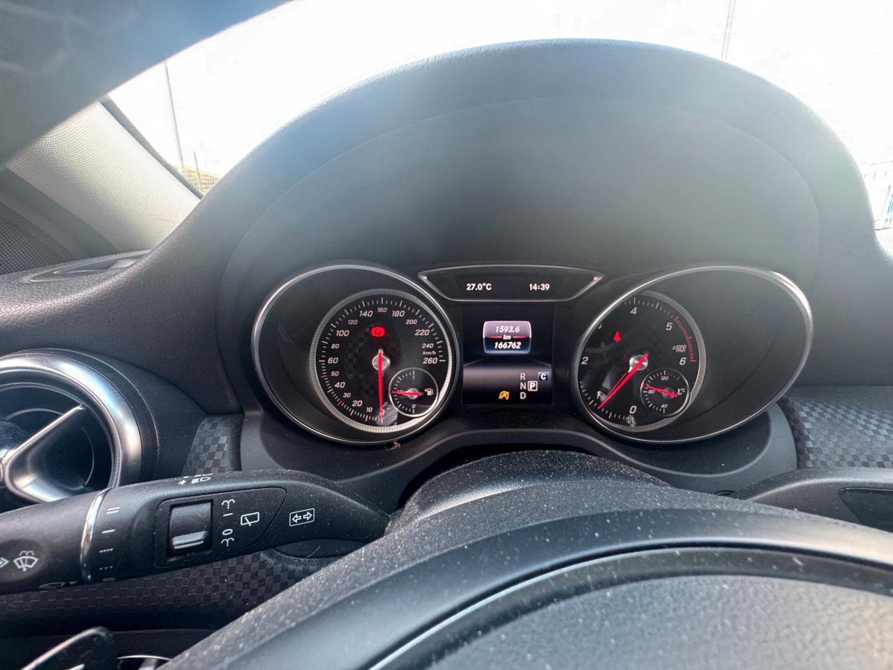 MERCEDES-BENZ A 180 d Automatic Business
