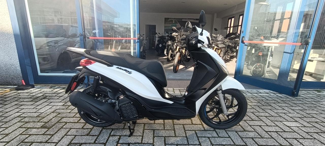 Piaggio Medley S 200