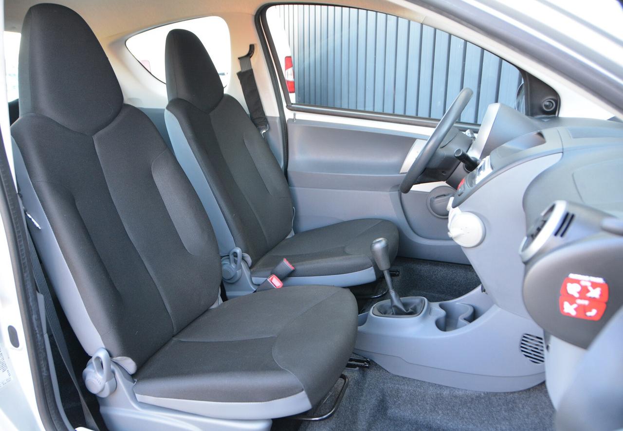 Toyota Aygo 1.0 12V VVT-i 3p 1.0 Now benzina * POCHI KM *