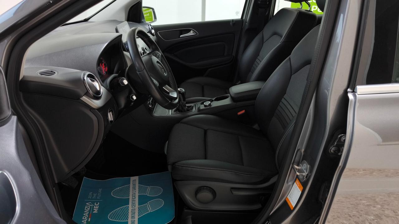 Mercedes-benz B 180 d Premium
