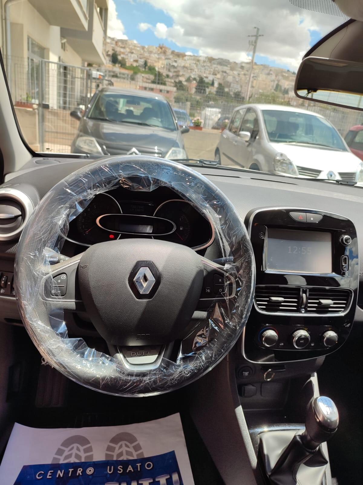 Renault Clio TCe 12V 90CV Start&Stop 5 porte Energy Duel2