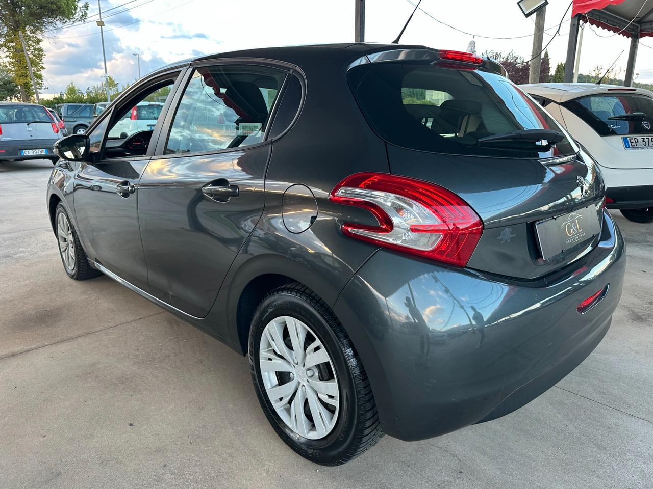PEUGEOUT*208*1.4 GPL*NEOPATENTATI*CARPLAY*