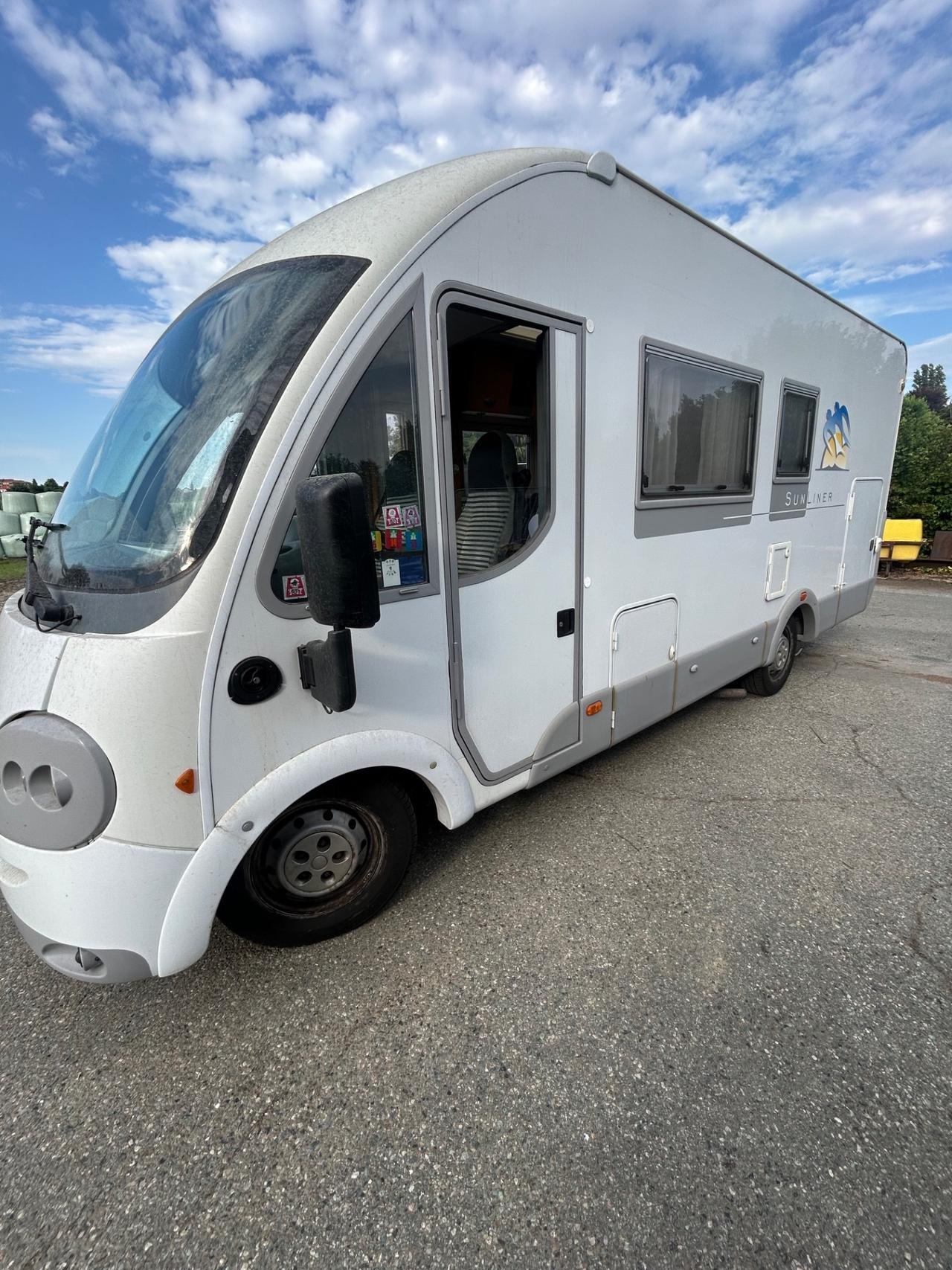 054 motorhome KNAUSS sunliner del 2006 in saldo