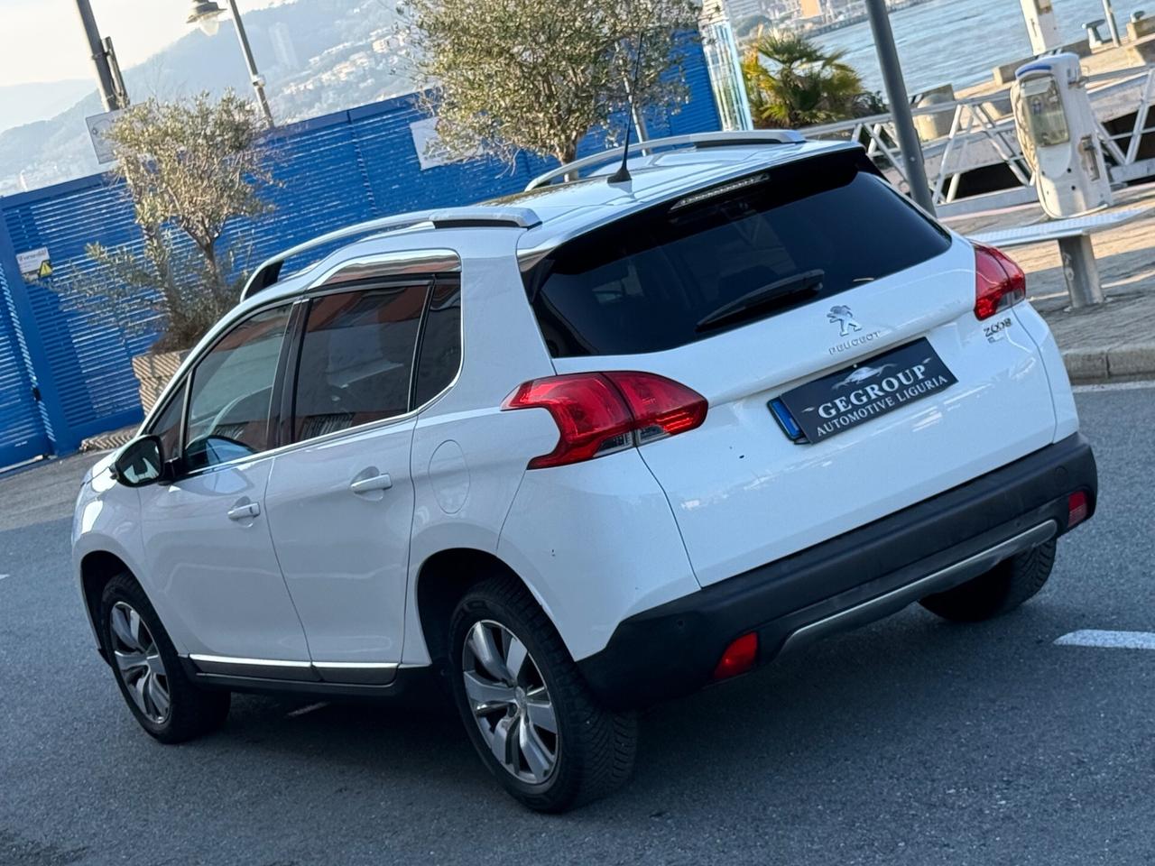 Peugeot 2008 1.6 e-HDi 92 CV -Allure -AUTOMATICA