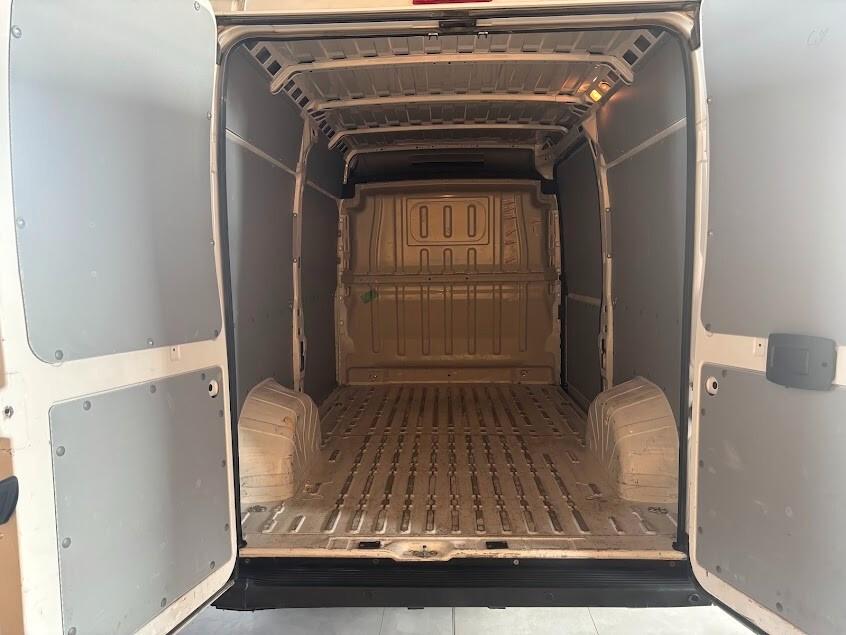 Peugeot Boxer 2.2 BlueHDi 140CV L2 H2 31.000KM