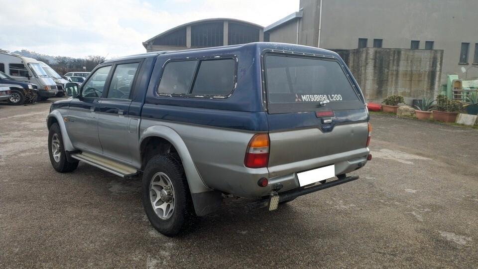 Mitsubishi L200 2.5 TDI 4WD 100CV R/D LOCK