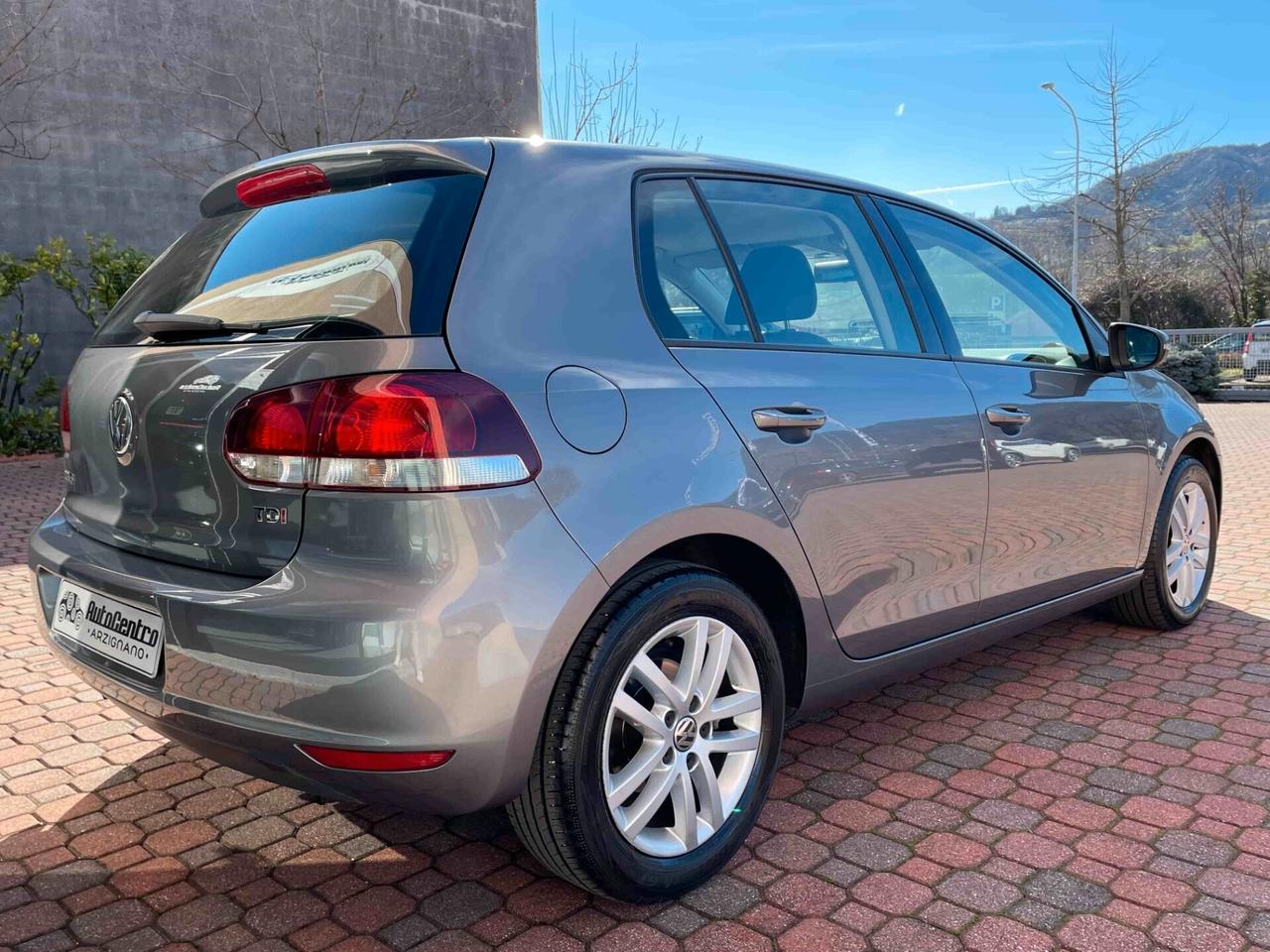 Volkswagen Golf 1.6 TDI DPF 5p. Highline NEOPATENTATI