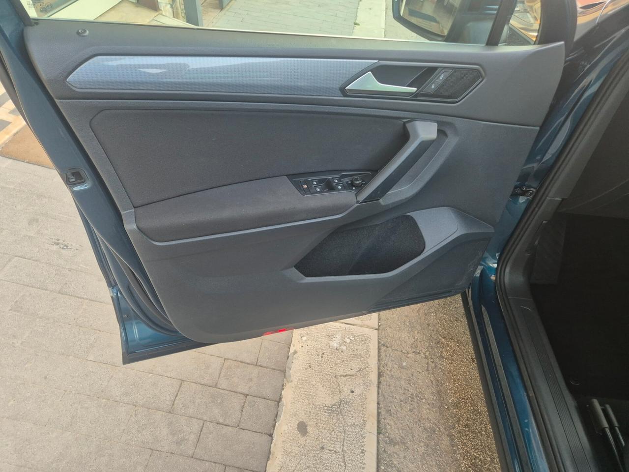 VW TIGUAN 2.0 TDI 150 CV ANNO 2021 KM 48000 CERTIFICATI