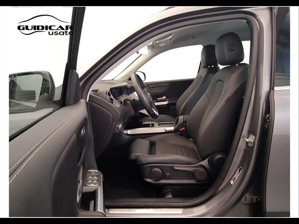 Mercedes-Benz GLB - X247 2023 - GLB 180 d Progressive Advanced auto
