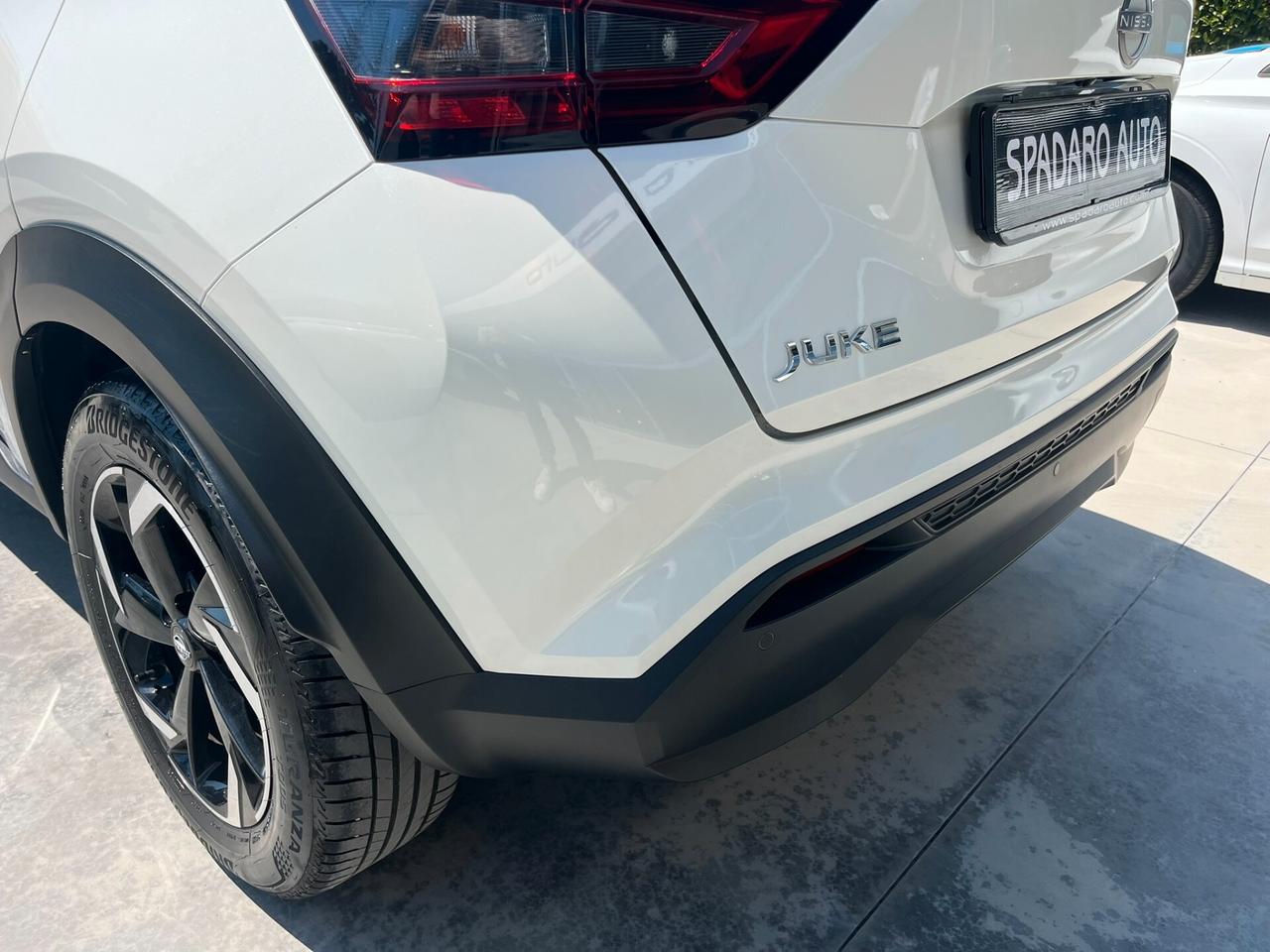 Nissan Juke 1.0 DIG-T 114 CV N-Connecta
