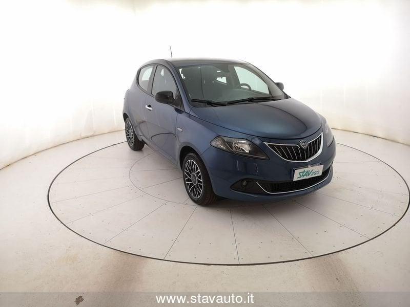 Lancia Ypsilon 1.0 FireFly 5 porte S&S Hybrid Platino