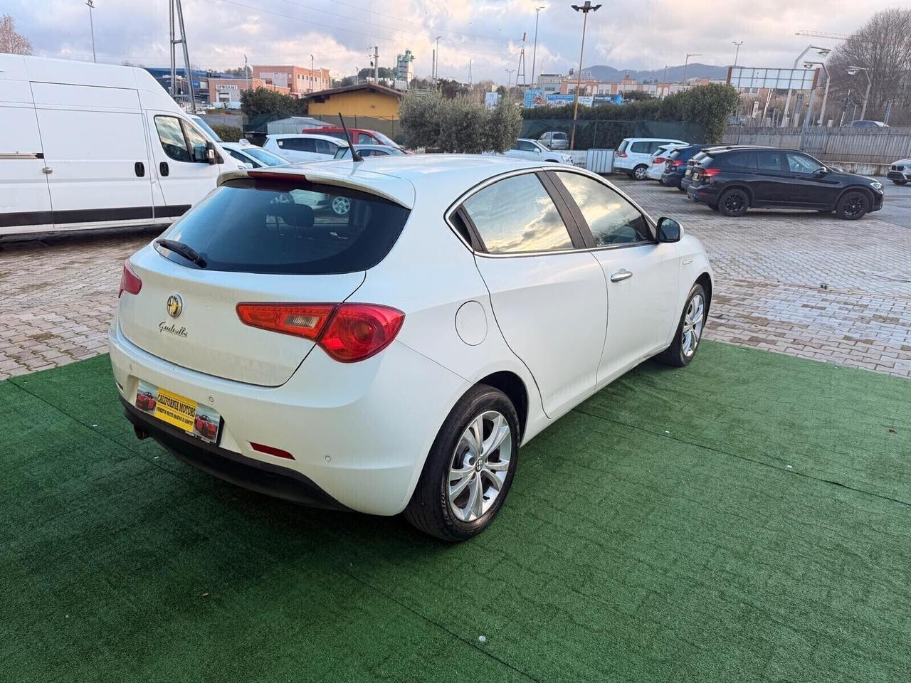 Alfa Romeo Giulietta 1.6 JTDm-2 105 CV Distinctive