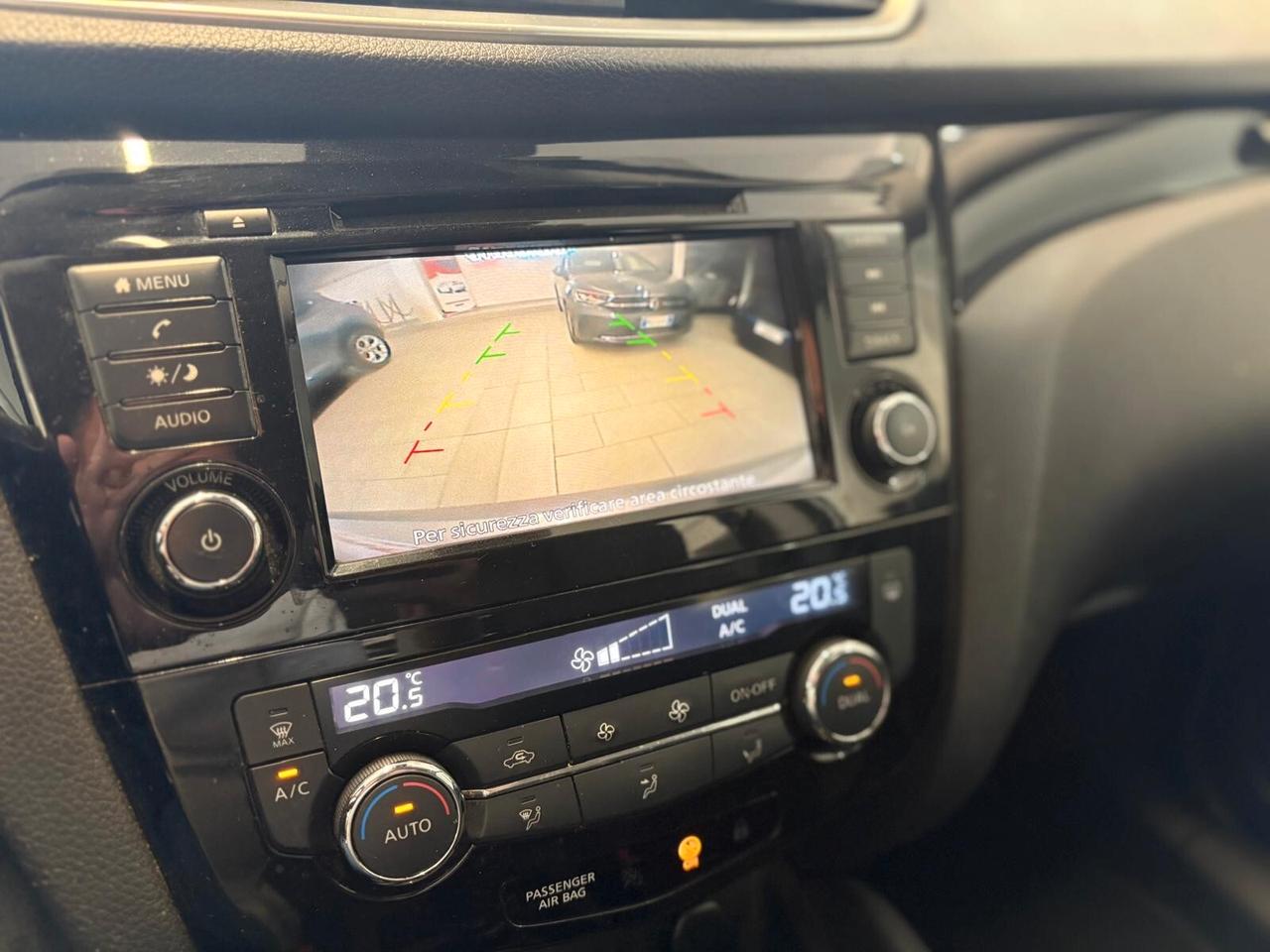 Nissan Qashqai 1.3 DIG-T 140 CV Acenta Premium