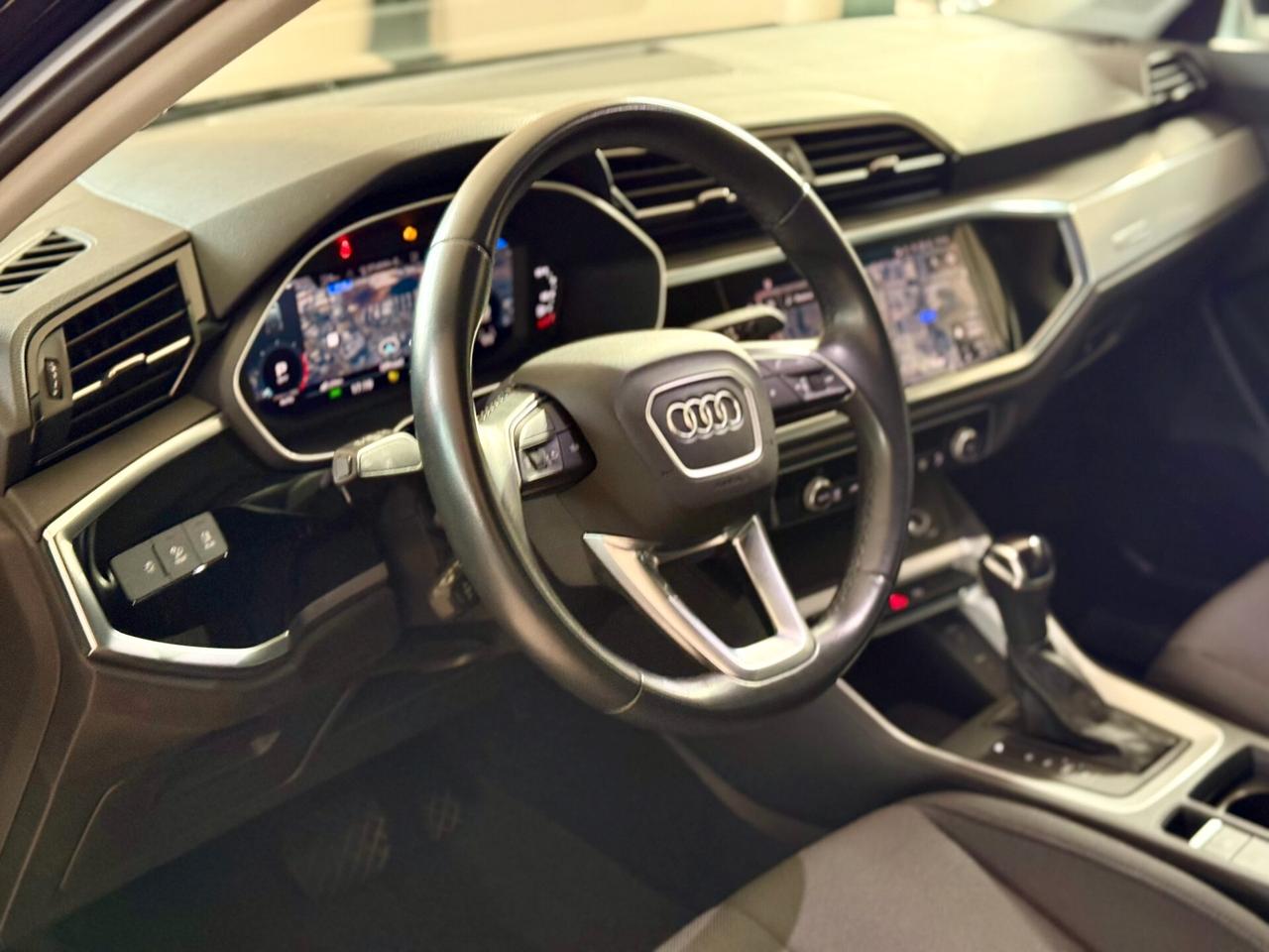 Audi Q3 Sportback 35 2.0 tdi Bus. Plus s-tronic Matrix