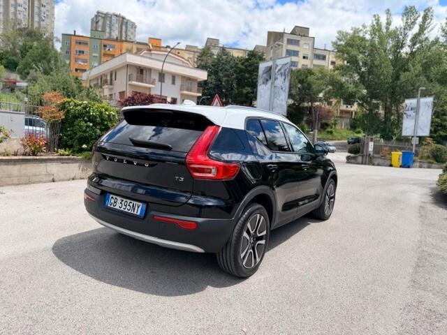 VOLVO XC40 T3 GEARTRONIC BUSINESS PLUS
