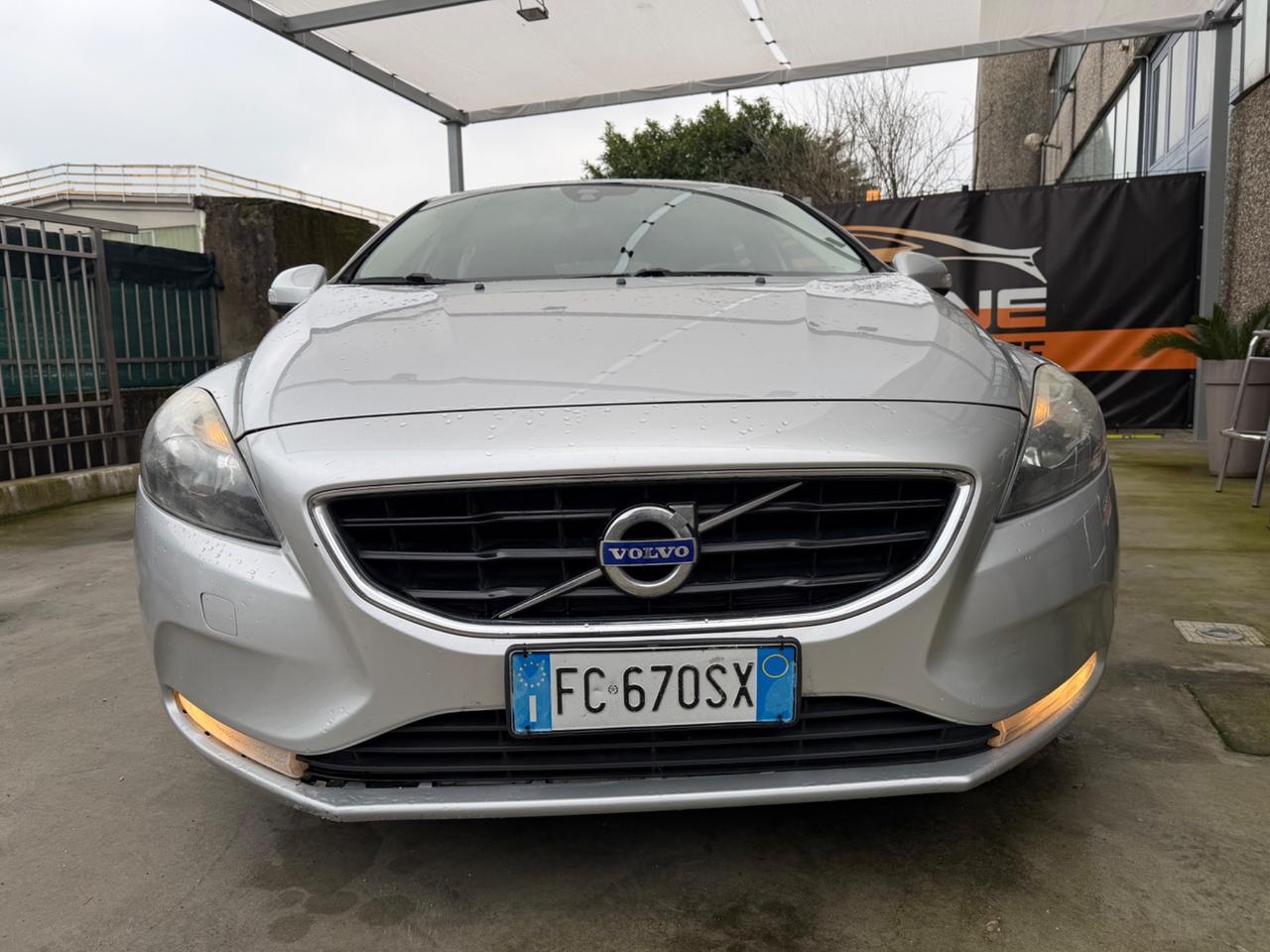 Volvo V40 D3 2.0 Diesel 88KW 6marce euro6b